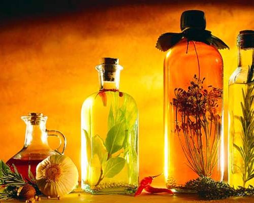Nâng cao sức khỏe cùng 9 bài thuốc ngâm rượu nổi tiếng